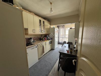 Sincan Atatürk Mahallesinde 3+1 Satılık Çarşı Merkezde Daire