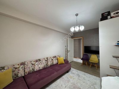 Denizli Şemikler Mahallesinde 3+1 150 M2 Naz Bayrağa Yakın Satılık Daire