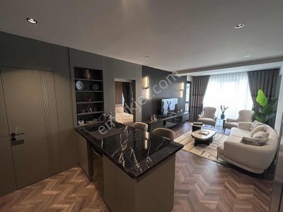 Remax Parla Hüsamettin Cankurt-atakent'te Lüks 1+1 Satılık Daire