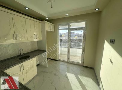 Sümbüller'den Esentepe Mh. Arakat Z.ısıtma Kullanışlı 2+1 Daire