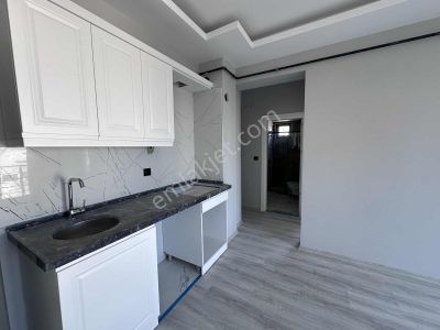 Atakum Büyükoyumca Da Pelitköy Tokiye Yakın Acil Satılık 1+1