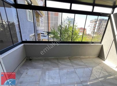 Kartal Yakacıkta Merkezi Lokasyonda Kiralık 2+1 Kiralık Daire