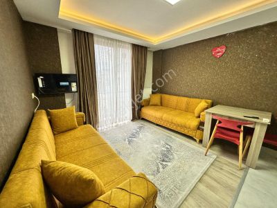 Amazon'dan Bahcelievler 100.yıl Ortaokulu Civarı Lüks 1+1 Eşyalı