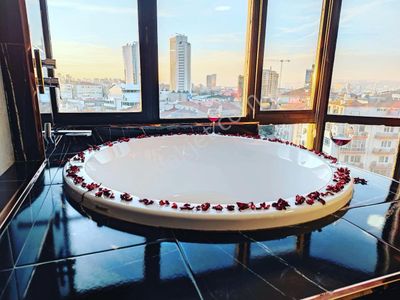 Reco Suıt İle Güvenli Konaklama 7/24 Wifi Küvet Keyfi