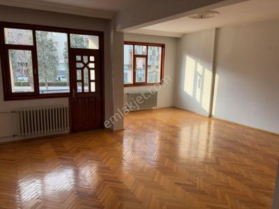 İsa Kavak Gayrimenkul'den Selçuklu Feritpaşa'da 3+1 Kiralık Daire