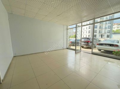 Mertcan'dan Şeyhli Mah.caddeye 1dk Giriş Kat Orta Dükkan