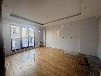 Bandırma Mavi Emlaktan 100.yıl Mahallesinde 1+1 Satılık Daire