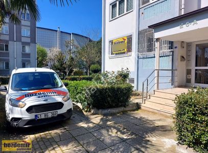Bozdemir'den Yahyakaptanda E Bloklarda Kiralık 3+1 Daire
