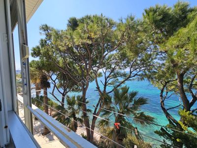 Kuşadası Seçkin Sitesi'nde En Önde Deniz Manzaralı Satılık 1+1