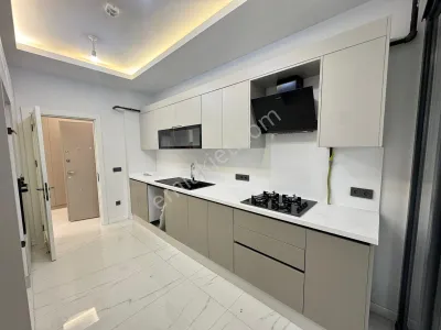 Başakşehir Nurhak Vadi'de 4+1 Oturuma Hazır Yapılı Lüks Daire