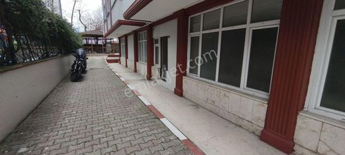 Kağıthane Hamidiye Mah.site İçi Kiralık Ofis Depoya Uygun 200 M2 200işyeri