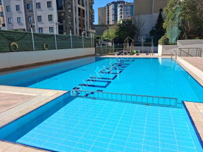 Ataşehir Karşısında Güvenlik-havuz-spor Alanı-çocuk Alanlı-2+1