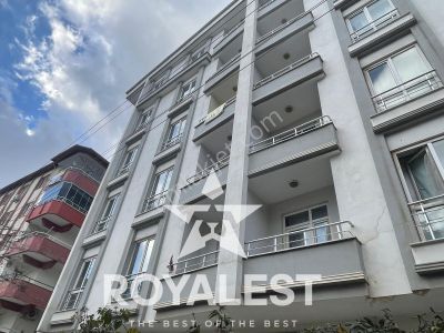 Royalest'ten Ara Kat Balkonlu Tramvaya Sıfır Nezih Sitede Eşyalı