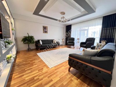 Akabe Mah. Full Yapılı Site İçi 3+1 Arakat Satılık Lüks Daire