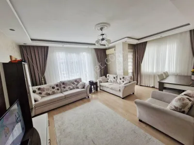 Salman Emlaktan 2+1 Mevlana Cami Yakını 3.kat Daire