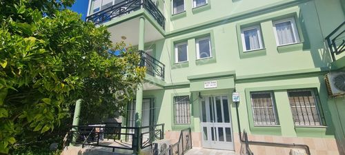 Çeşme Musalla'da Ara Kat Kiralık Daire