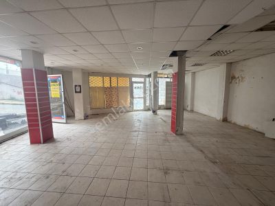 Arslan Emlak'tan Çeşmebaşı Durağında Kiralık 100m2 Dükkan