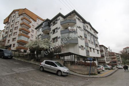 Krc'den Misket Mahallesinde Ulaşıma Yakın 3+1 Kiralık Daire