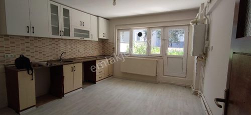 Elfi Den Gümüşçeşme Mahallesi Kiralık 2+1 Daire