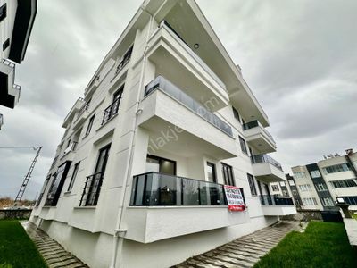 ꧁ay Emlaktan꧂oksijen Deposu Akçay Güre Arasında Kazdağları Eteklerinde Kiralık 1+1 Daire