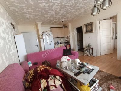 Kent'ten Zirvekent Mahallesinde 1+1 Kısmı Eşyalı Kat Konumlu Fırsat Dairesi.