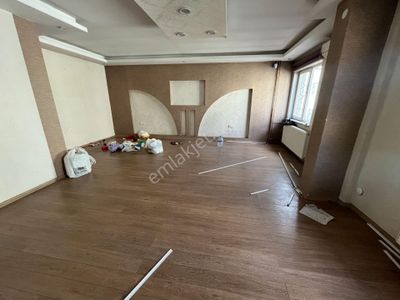 Kahvecioğlu Emlak'dan Bankalar Cad Kiralık Büro