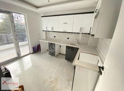 //aktürk Emlak\\ön Güney Cephe Ara Kat Sıfır 3+1 İskanlı Daire**