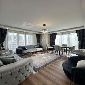 Beylikdüzü Kavaklı'da Satılık Deniz Manzaralı 5+2 Dubleks Daire