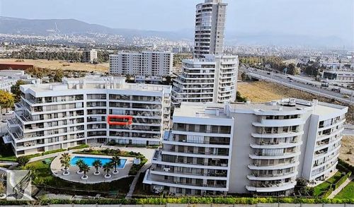 Narova 3.etap Havuz Cepheli Kiralık Lüx 1+1 Daire