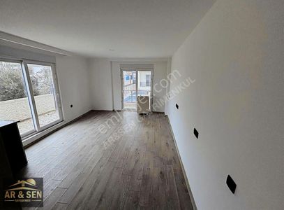 Kepez Ayanoglu Mah Yuvarlak Tahtakale Yakını 1+1 Giriş Daire