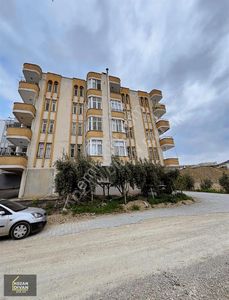 Kozan Divan Emlak'tan 24 Kasım Öğretmen Evlerinde Kiralık 3+1