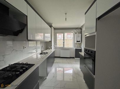 Şehitlikte Okullar Ve Hastane Yakını 3+1 Kiralık