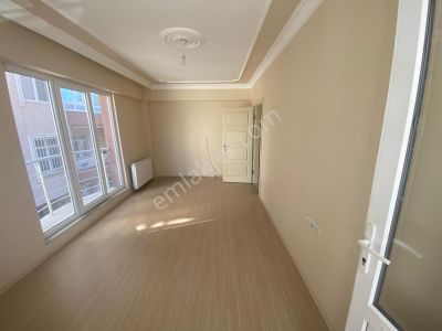 Ak Auto Gayrimenkul 'den Tekirdağ Süleymanpaşa 100 Yıl Mah Kiralık 2 +1 Daire