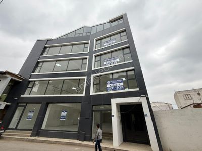 Cb Başrol'den Vakıf'ta Komple Kiralık Bina