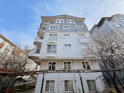 İstasyon Mahallesi'nde 4+1 220 M2 Satılık Dubleks