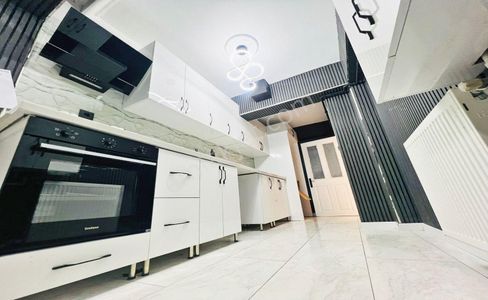 Kurumsal Gayrimenkul'den Ovacık'da Kat Konumunda 3+1 Yapılı Fırsat Dairesi