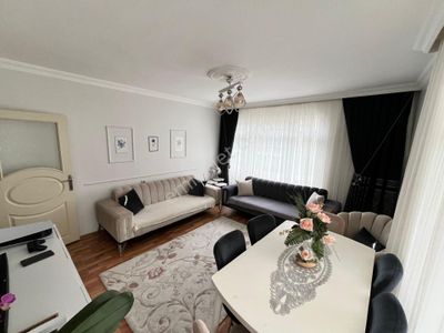 Demirlibahçe'de Tren İstasyonu Dibi Merkezi Konum'da 3+1 Daire**