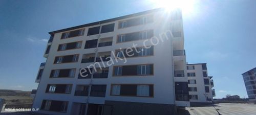 Golden Globy, Haymana Yeni Mahalle'de Çelebilife Sitesinde Satılık Sıfır 3+1 Daire