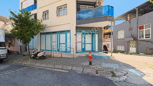 Köşe Konumlu Kiralık 300 M2 Dükkan Mağaza