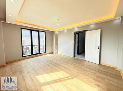 Çekmeköy Alemdağ Devlet Hastane Yanı 4+2 Üst Dubleks