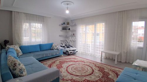 Mertcan'dan Metroya Yürüme 5dk İskanlı Balkonlu Ara Kat 2+1