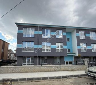 Çetinler Emlaktan İstiklal Mahallesinde Satılık 4+1 Daire