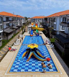 2+1 Koru Parkta Mustakil Teras Kat Mulkiyetli