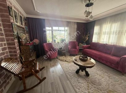 Zafer Mahallesinde 3+1 Geniş Doğalgazlı Daire