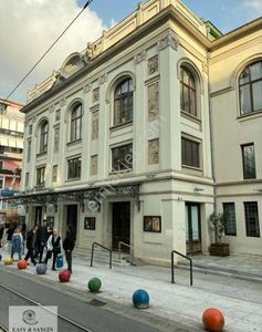 Bahariye Cad. 10 Adım | Balkonlu 2+1 | Çift Cephe | Yatırımlık