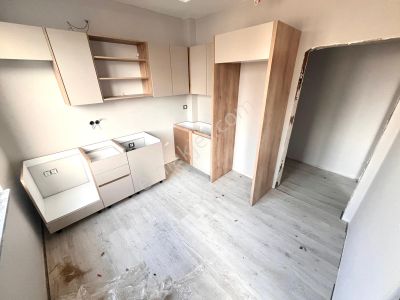 Yüksel'den Tuzcumurat'ta Ayrı Mutfak Arakat Doğalgazlı 2+1 Satılık Daire