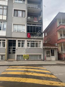 Özsoy Emlak Edirne'den Edirne Lisesi Karşısı Satılık Zemin Kat 2+1daire