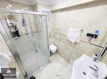 Demir İnşaattan Cebeci Mh 2+1 Masrafsız 105m² Fırsat Orta Kat