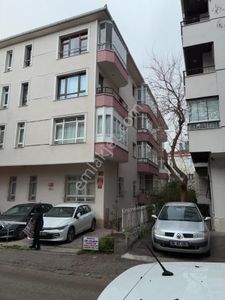 Bahçeli 7. Cadde Paralelinde 2+1 En Üst Kat Asansörlü Kiralık Daire