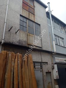 Eyüp Sultan Fıçıcılarda Kiralık 3 Katlı Dükan